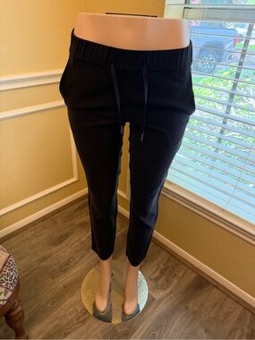 lululemon athletica Black Elastic Waist Ponte Joggers
